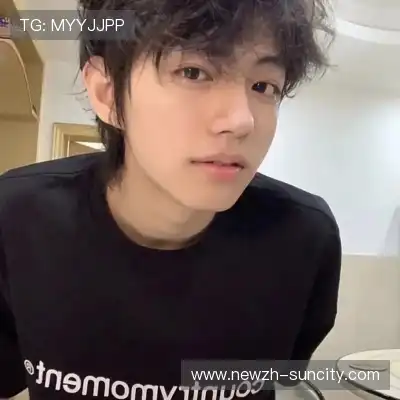 诸璇鸿